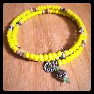 Bohemian neon green charm bangle bracelet💎